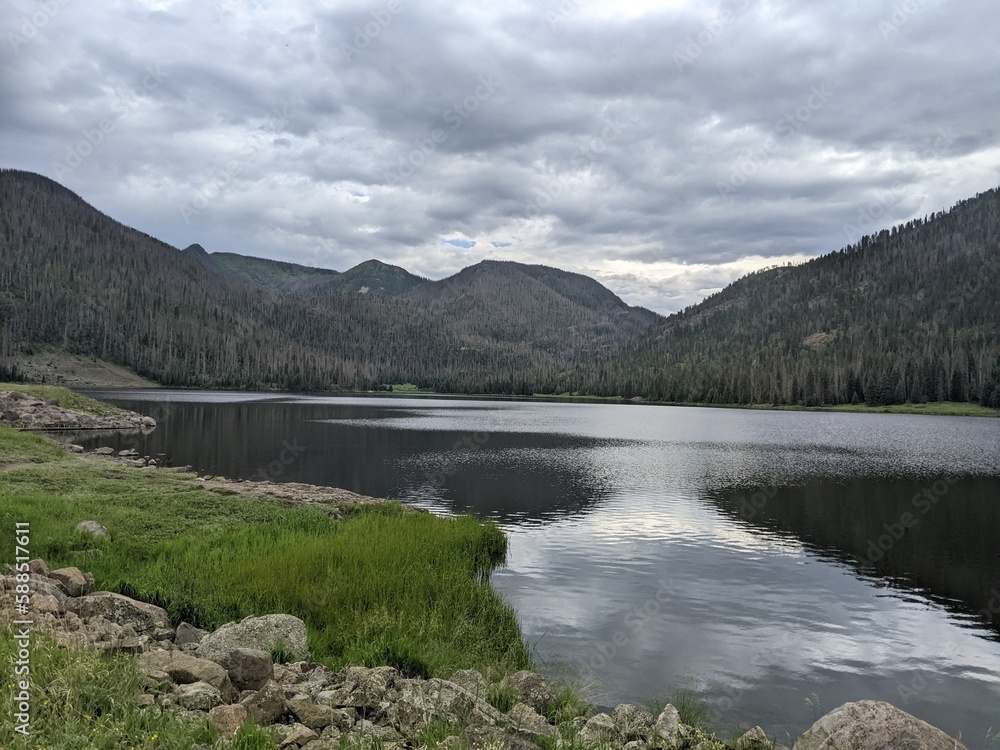 Obraz premium lake in the mountains