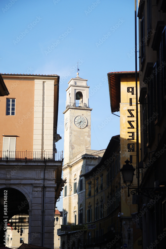 Obraz premium Old houses in Pisa, Italy