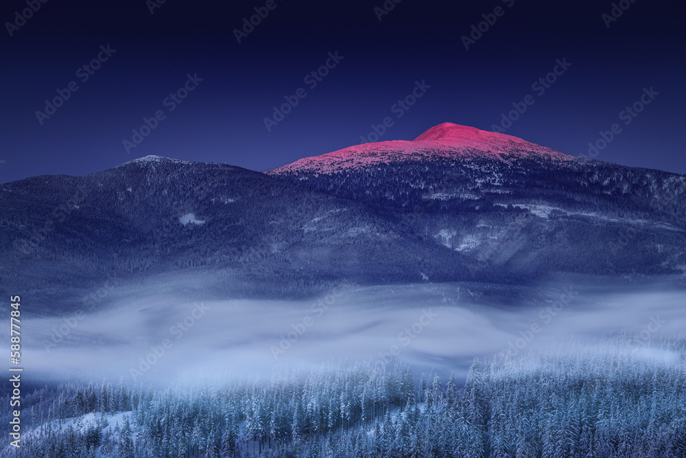 Babia Góra - Beskidy - wschód słońca - zima