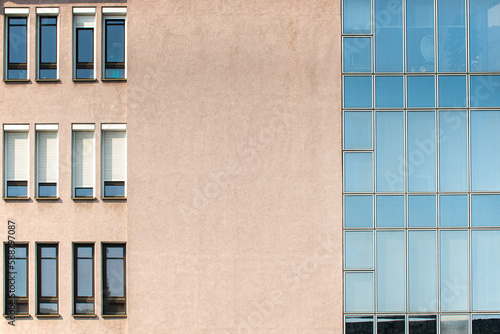 Canvas Print old and new architecture on the streets of bratislava in slovakia