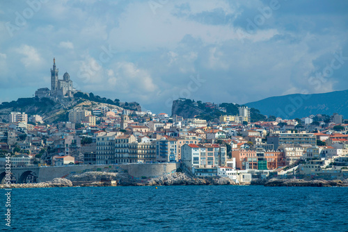 Fototapeta Naklejka Na Ścianę i Meble -  Vue panoramique sur la ville de Marseille