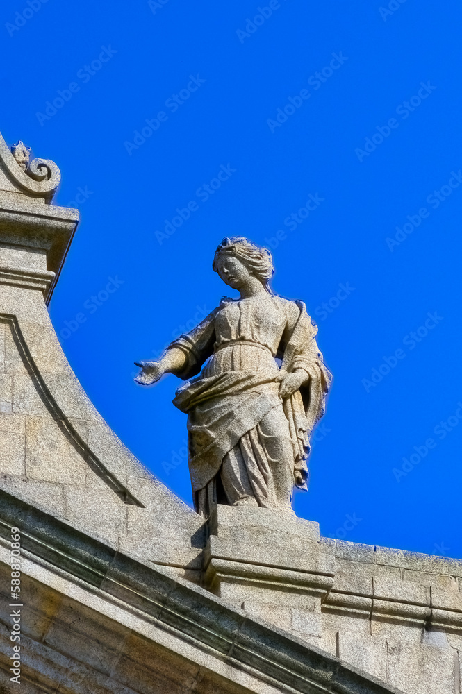 Obraz premium Stone statues decoration in Church of Lapa, Oporto, Portugal