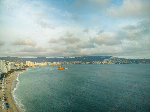 Bahía de Acapulco vista desde la habitación del hotel 