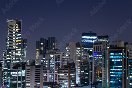 Vista noturna do bairro da Vila Olimpia e Itaim Bibi, São Paulo, Brasil photo