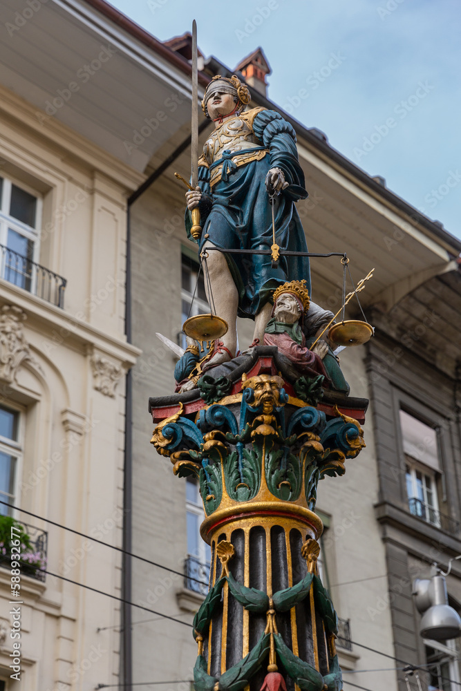 Obraz premium Fountain sculpture detail in historic Bern, Switzerland