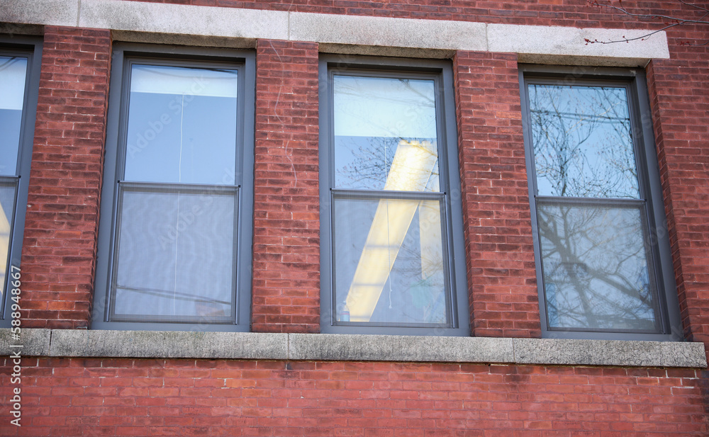 Foto de Old brick buildings symbolize nostalgia, history, durability