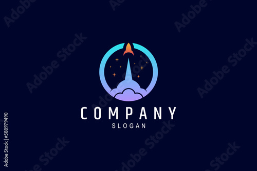 logo rocket or spacecraft at launch decorated with a star, in a circle frame