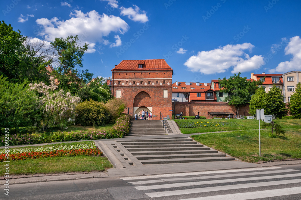 Bridge gate in Torun, brama Mostowa w Toruniu, Kuyavian-Pomeranian Voivodeship, Poland	
