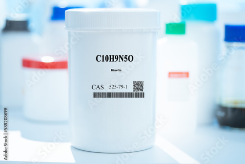 C10H9N5O kinetin CAS 525-79-1 chemical substance in white plastic laboratory packaging