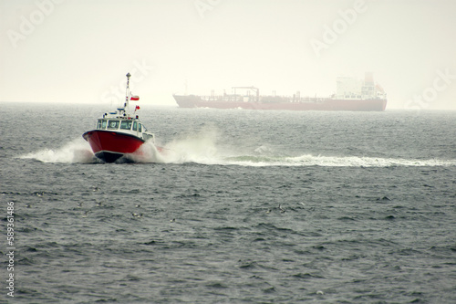 Bateau de pilote pour marine marchande