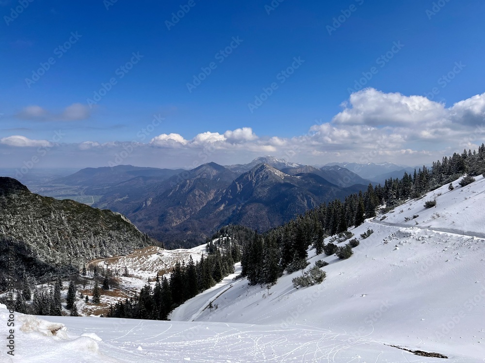 Berglandschaft in den Alpen im Winter 