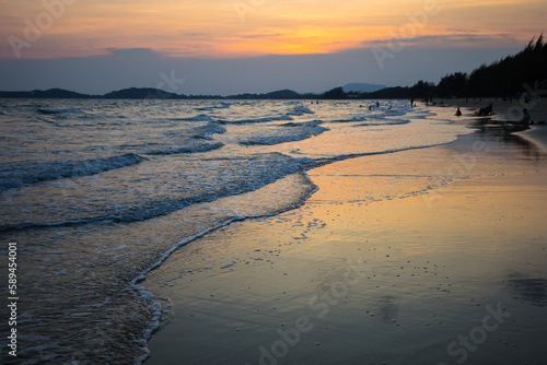 Fototapeta Naklejka Na Ścianę i Meble -  Beach, sand, beautiful sea, evening light, sunset.