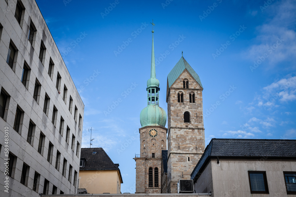 Obraz premium Reinoldikirche church in Dortmund, Germany, in autumn. Reinoldikirche, or saint reinold church church is an lutheran protestant church in the North Rhine Westphalia region.