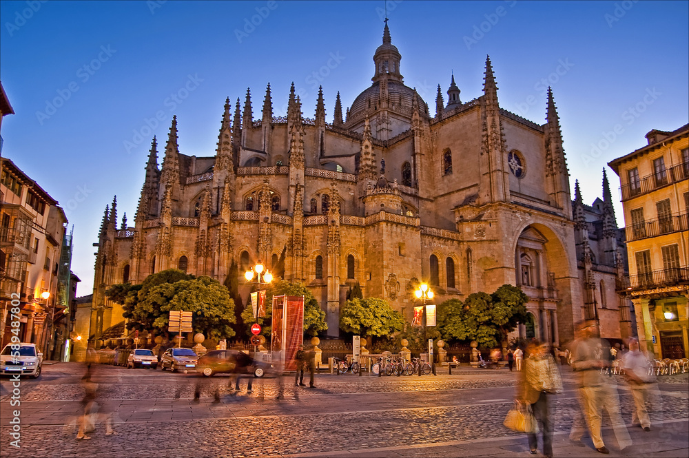 the cathedral at night