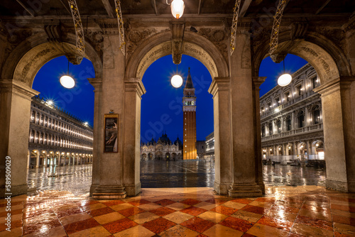 St. Mark's Square and Basilica of St. Mark, San Marco, Venice, UNESCO World Heritage Site, Veneto