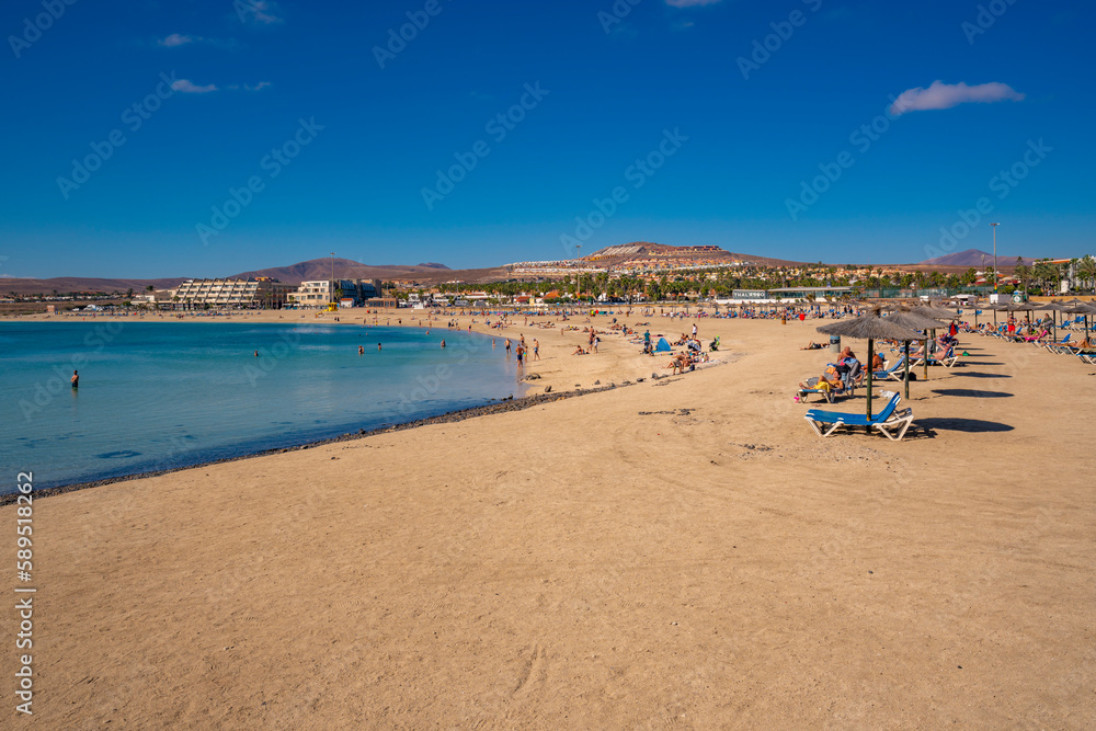 View of Playa del Castillo Beach in Castillo Caleta de Fuste, Fuerteventura View of Playa del Castillo Beach in Castillo Caleta de Fuste, Fuerteventura