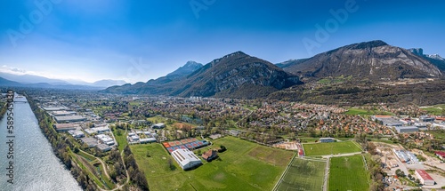 Sassenage vue de drone, Isère, Auvergne-Rhône-Alpes, France