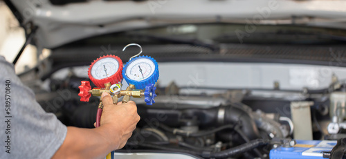 Car air conditioner check service, leak detection, fill refrigerant. 