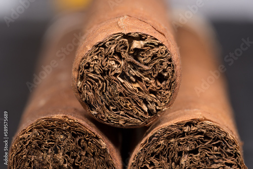 primo piano di sigari cubani, macro del tabacco di sigari  photo