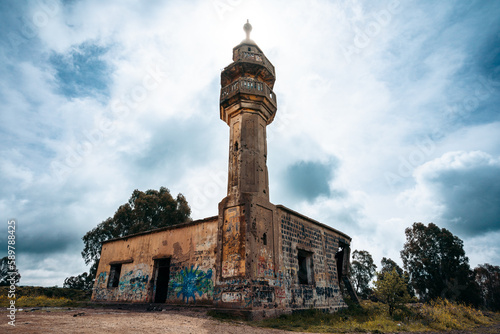 Tableau sur toile Mosque Damaged in Israel-Syria Wars, Golan Heights, Israel