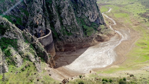 Embalse de Montejaque , comarca de Ronda ( Málaga )