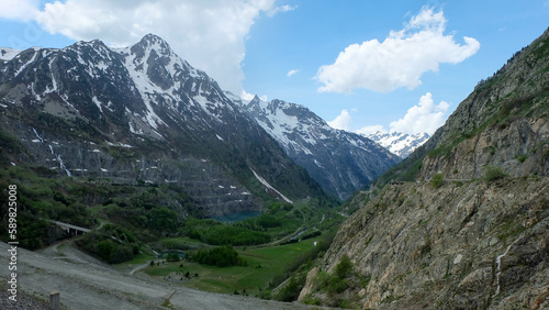 Fototapeta Naklejka Na Ścianę i Meble -  Alpen in Frankreich - Route des Grandes Alpes