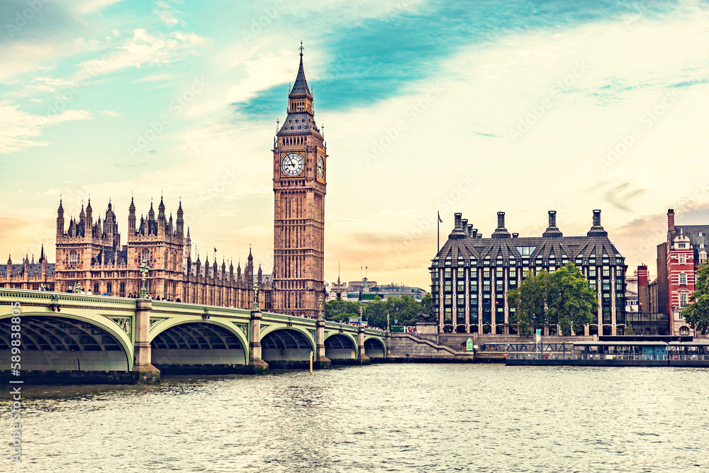 Naklejka premium Big Ben, Westminster Bridge on River Thames in London, England, UK