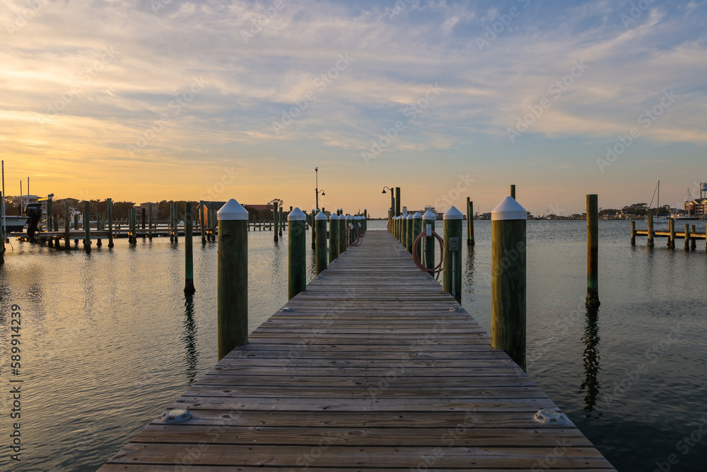 Fototapeta premium pier at sunset