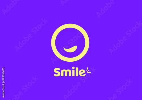 minimalist smlie letter O