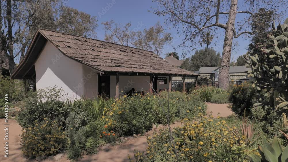 San Juan Capistrano has many architectural and historical sights. It attracts many tourists. California (USA) San Juan Capistrano has many architectural and historical sights. It attracts many tourists. California (USA)
