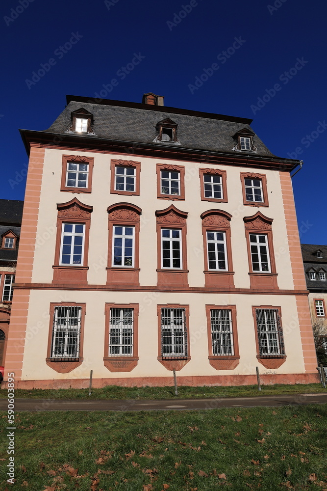Blick auf den Prälatenbau von Kloster Arnsburg in Hessen Blick auf den Prälatenbau von Kloster Arnsburg in Hessen
