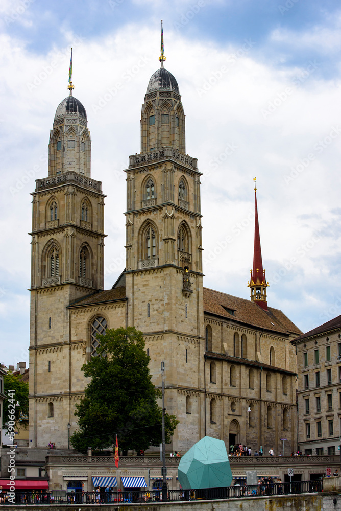 Fototapeta premium Grossmünster church in Zurich, Switzerland