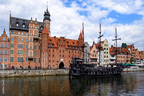 Gdansk with beautiful old town over Motlawa river, Poland © Bogdan Barabas