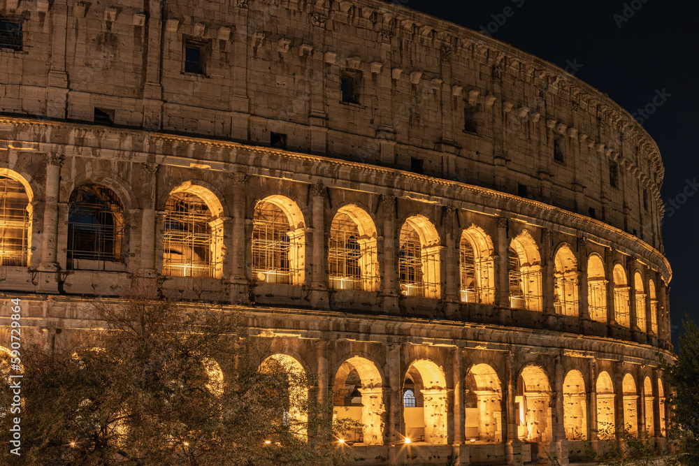 colosseum at night