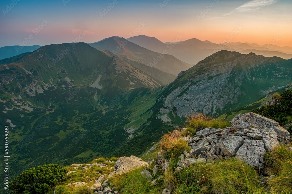 Poland, Tatra Mountains, Zakopane - Czerwone Wierchy, Malolaczniak, Krzesanica and Ciemniak peaks, Tomanowapass with Western Tatra mountain range panorama in background