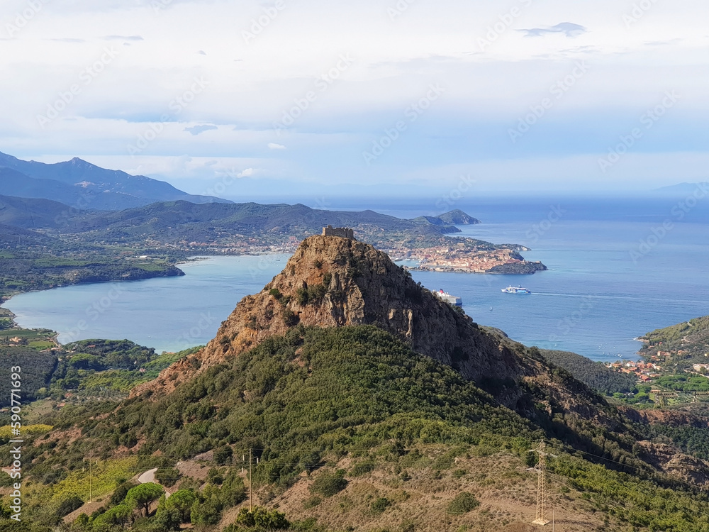 Panorama of the castle of Volterraio with the sea and the city of Portoferraio in the background.