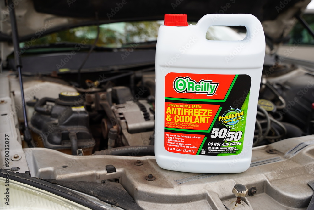 O'Reilly 1 gallon green 50/50 coolant/antifreeze Stock Photo Adobe Stock