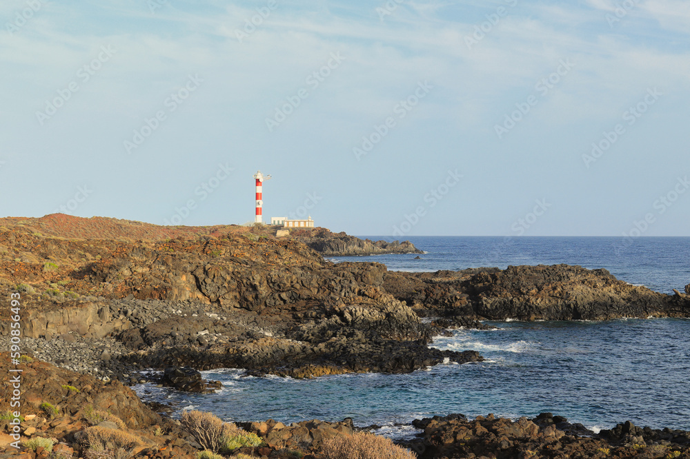 The Punta de Rasca lighthouse marks the southern tip of Tenerife. It dates from the end of the 19th century and is 32 m high
