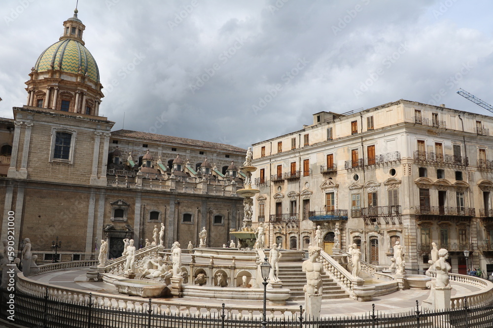 Fontana Pretoria and Church of San Giuseppe dei Teatini at Piazza Pretoria in Palermo, Sicily Italy