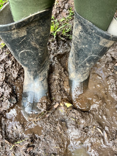 Boots with mud 
