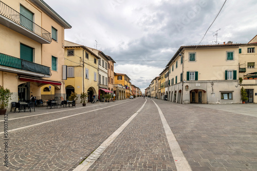 The very central Corso Giacomo Matteotti in a moment of tranquillity, Cascina, Pisa, Italy