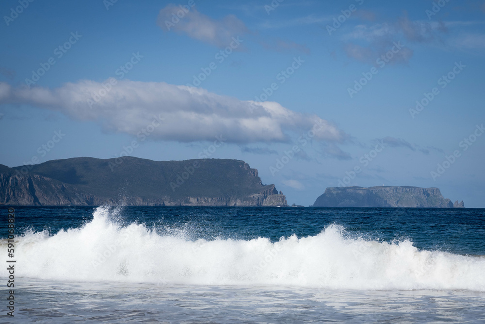 waves crashing on the rocks