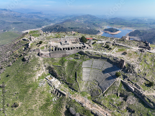 Canvas Print Aerial drone shooting of ancient city of Pergamon acropolis