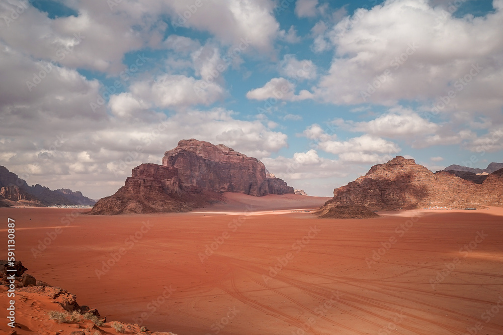 Naklejka premium wadi rum rocks and red desert