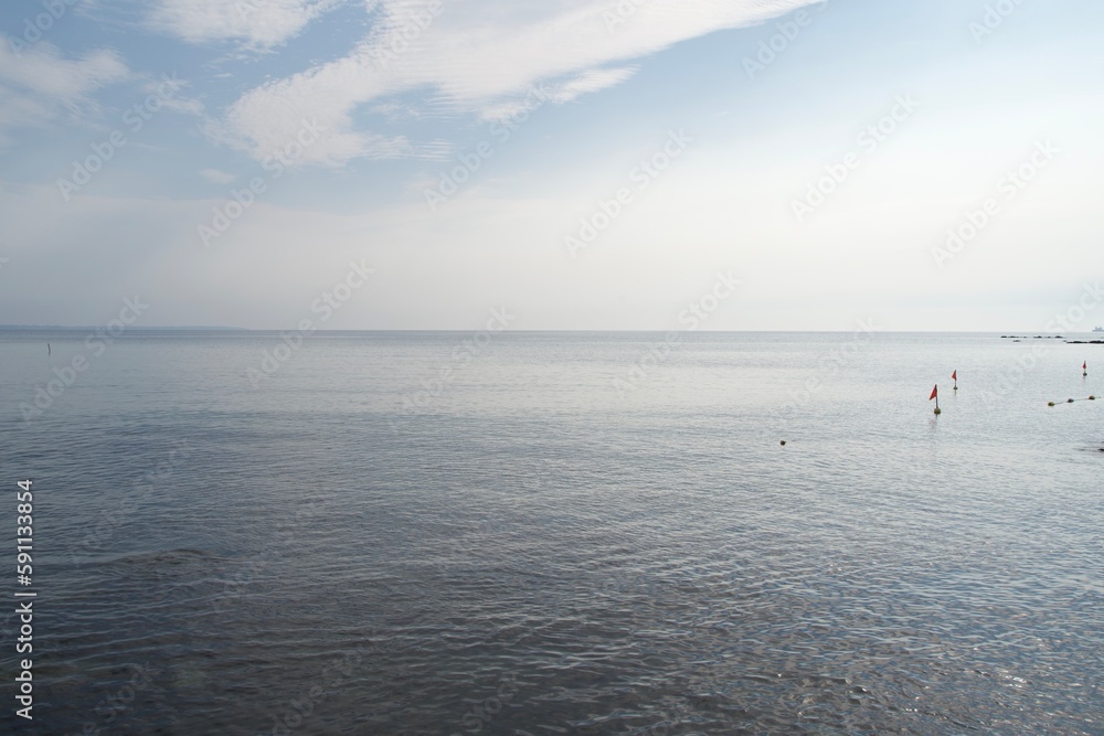 Obraz premium Calm view of the Sea of Japan from Koiji Beach in the morning