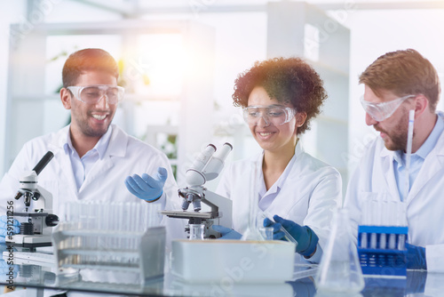 Obraz na plátně Team of Medical Research Scientists Working on Generation Experimental Drug