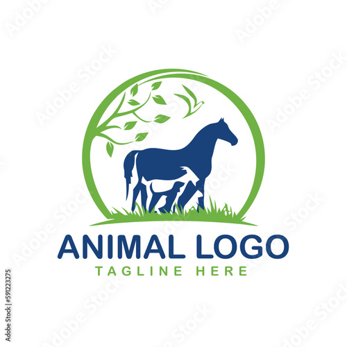Vector vector of pet shop and veterinary clinic on a white background. pet. animals., pet shop logo or icon. easy editable layered vector illustration.
