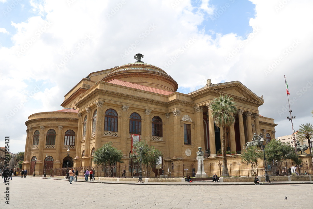Teatro Massimo in Palermo, Sicily Italy Teatro Massimo in Palermo, Sicily Italy