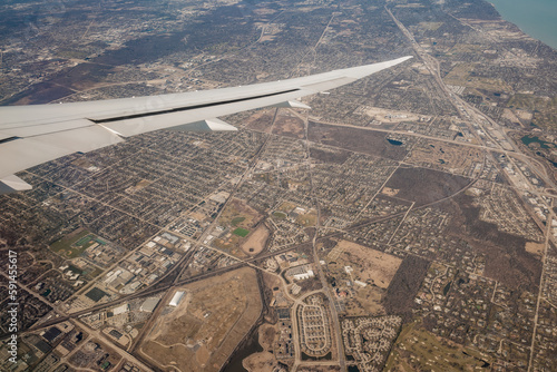 Blick aus dem Flugzeug auf Chicago im Landeanflug