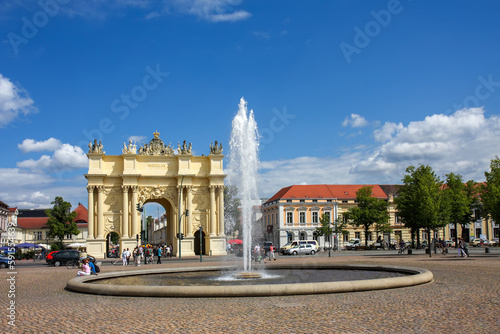 Obraz na płótnie Luisenplatz mit Brandenburger Tor Potsdam w salonie